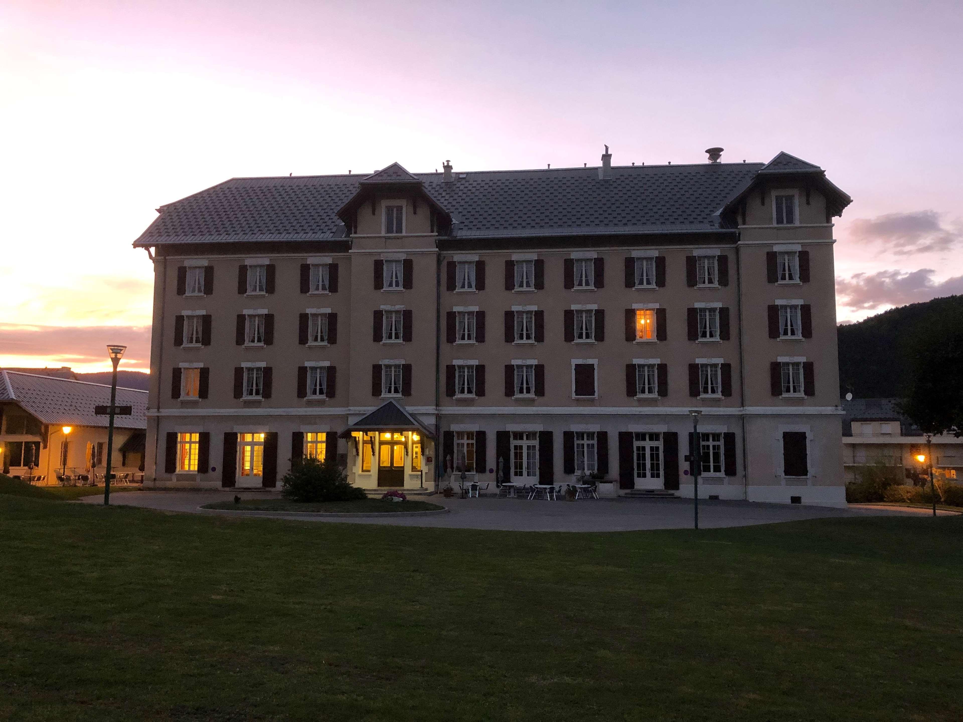 Best Western Grand Hotel De Paris & Spa Villard-de-Lans Eksteriør bilde